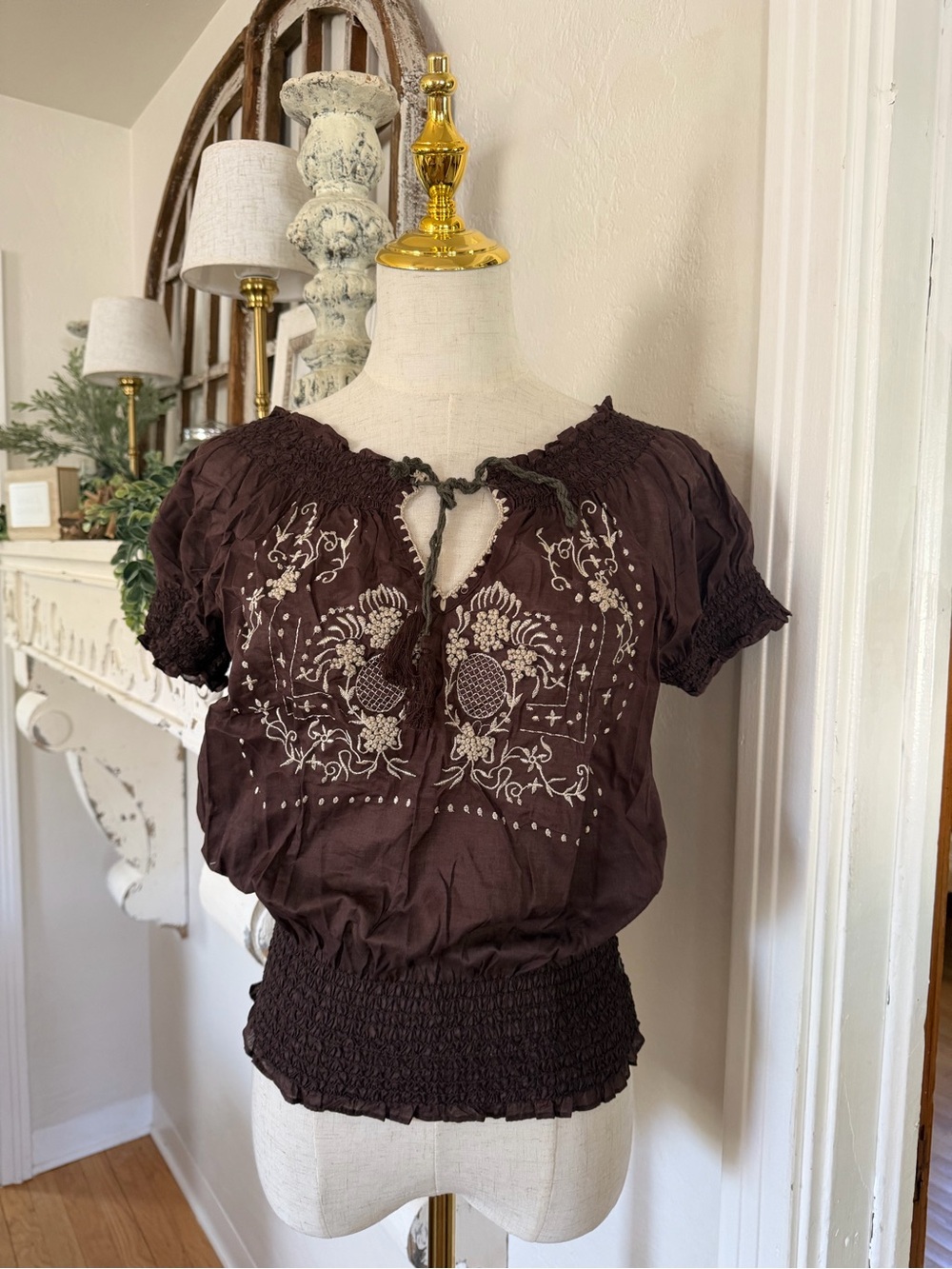 Ryu Brown Embroidered Puff-Sleeve Peasant Top